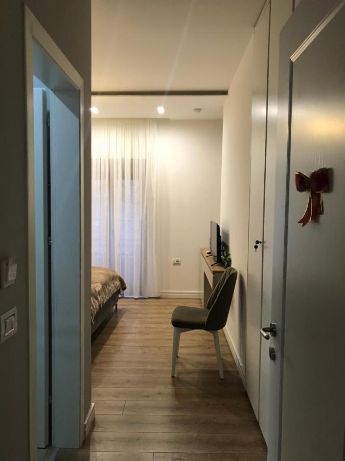 Guesthouse Sara & Esi Korce Buitenkant foto